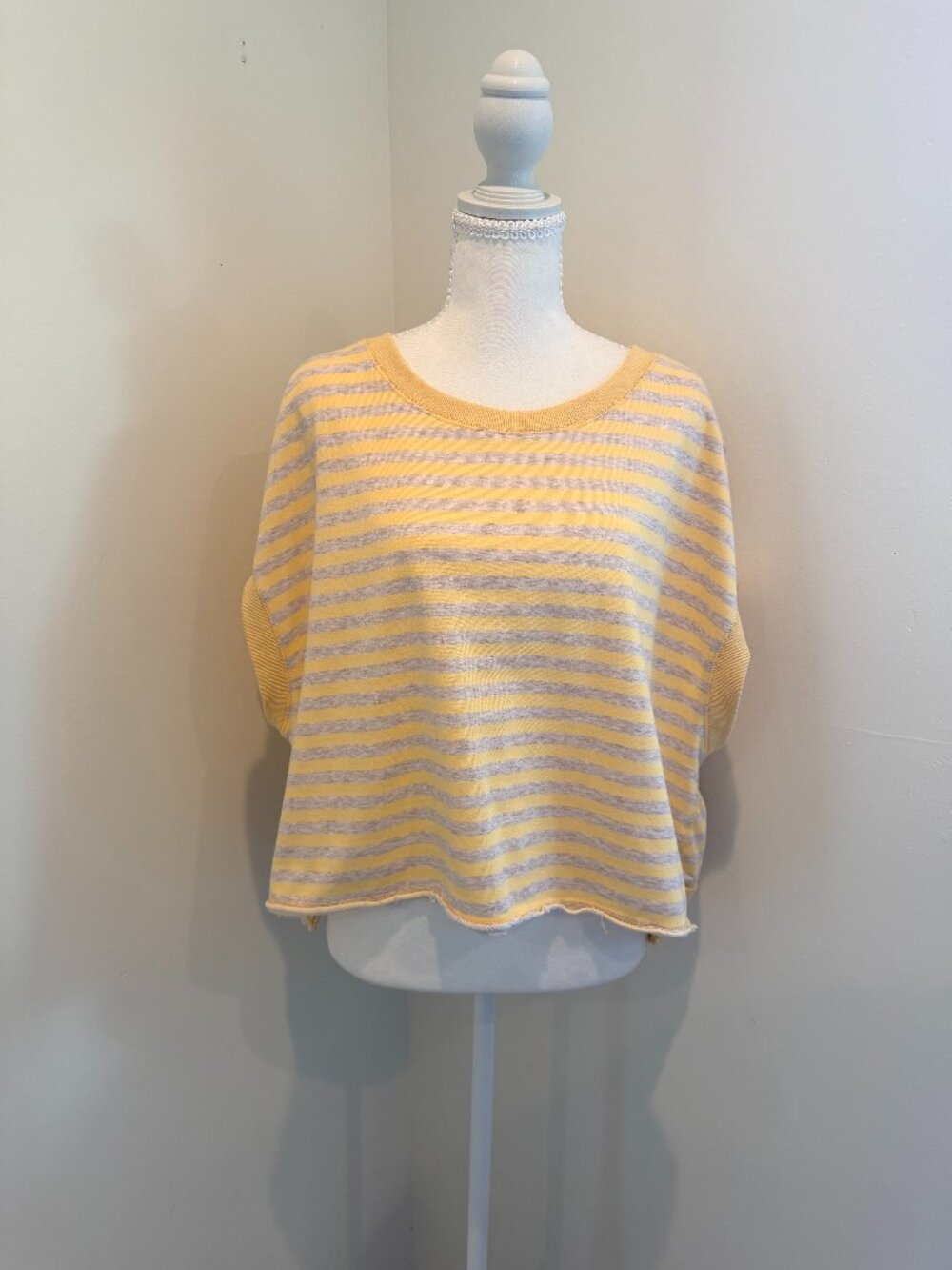 Rae Mode Chic Beach‎ Oversized Yellow and Grey Stripped Top Size L